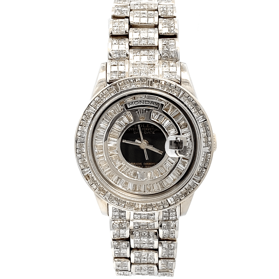 36 mm Presidential Day Date – 18K White Gold – Fully Iced Emerald Face