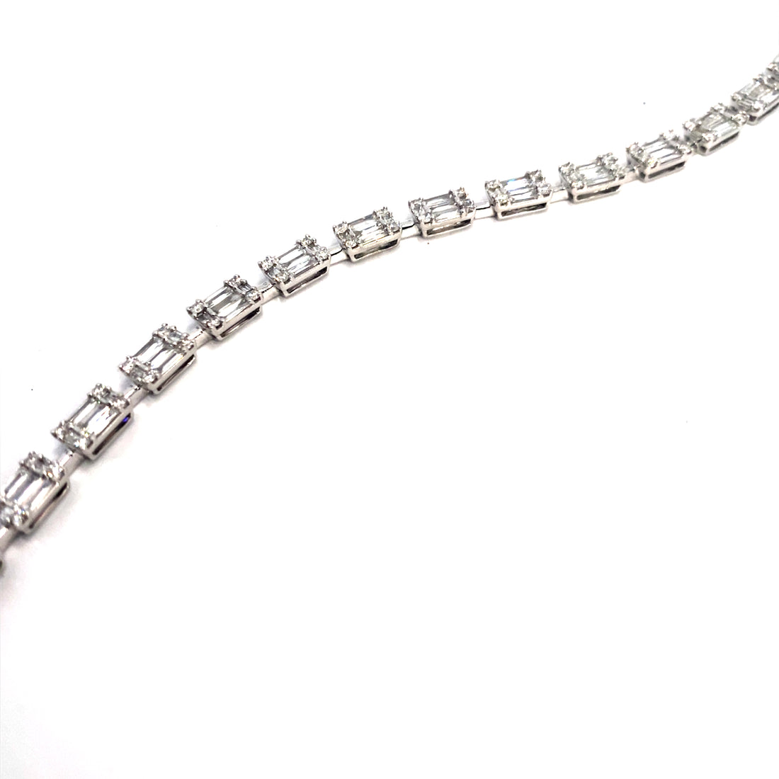 Woman’s Large Baguette Bracelet